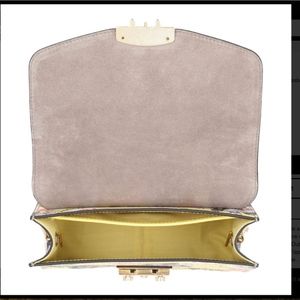 Furla Bags - Furla Metropolis Never Used Brand New - Toni Cedro Furla Bags - Furla Metropolis Never Used Brand New - Toni Cedro